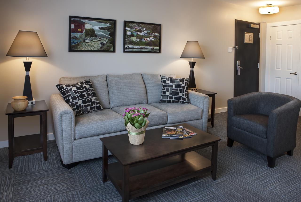 Homeport Apartment Hotel St. John's Ngoại thất bức ảnh