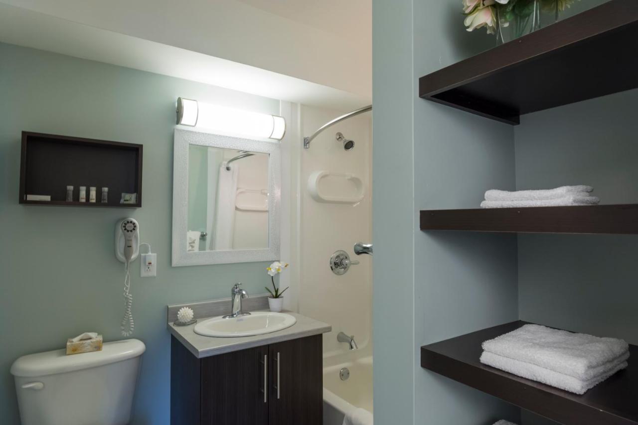 Homeport Apartment Hotel St. John's Ngoại thất bức ảnh